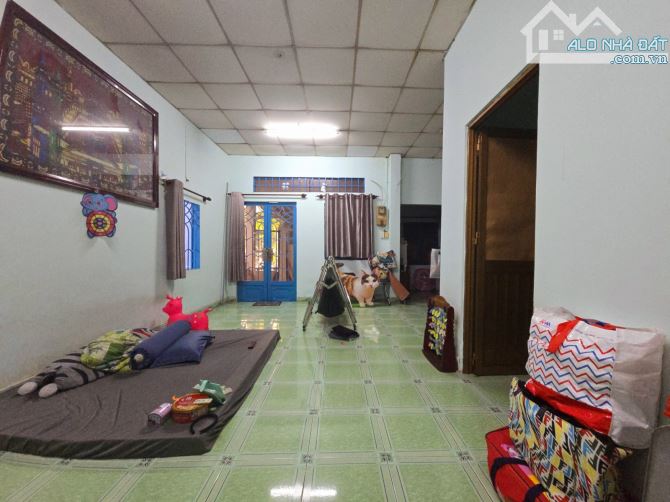 Bán nhà mặt tiền Xa lộ Hà Nội, 96m2, ngang 6,6m, ngay ga metro, Phước Long A, Q9 - 3