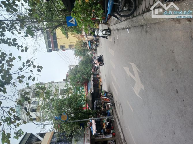 Bán nhà 6 tầng thang máy, sát phố và Ql1A, ô đỗ gần, nằm ngay khu hành chính H. Thanh Trì - 3
