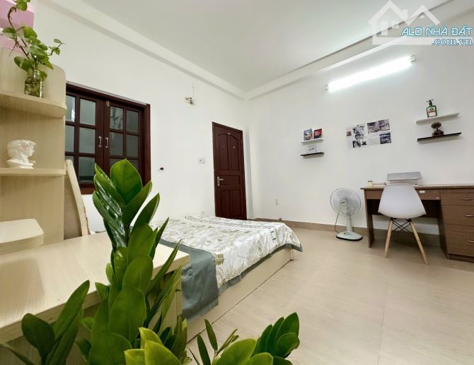 PHÂN LÔ VƯƠNG THỪA VŨ 55M- NGÕ 140- CCMN 8 TẦNG- FULL NỘI THẤT- GIÁ NHỈNH 18 TỶ - 3