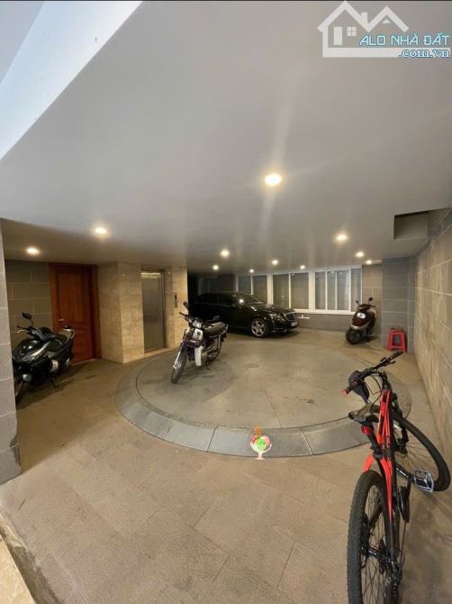 BIỆT THỰ SÂN VƯỜN HỒ BIỂU CHÁNH 233M2 NỞ HẬU  5 TẦNG THANG MÁY  - HẦM Ô TÔ - 3