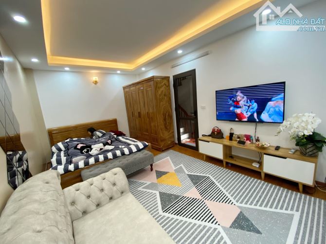 60M RA Ô TÔ TRÁNH , KHƯƠNG TRUNG THANH XUÂN , 35M2 6TẦNG, 6.6 TỶ. - 3