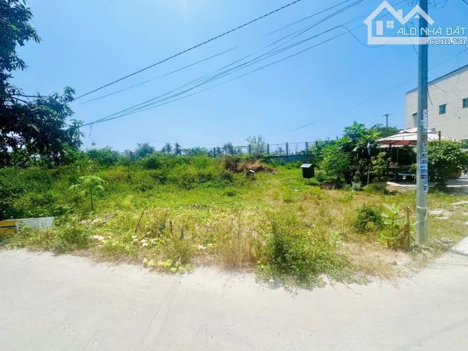 Đất xã Vĩnh Thái - Cách trường học và đường Vĩnh Thái 300m --Diện tích :133,4m2 n - 3