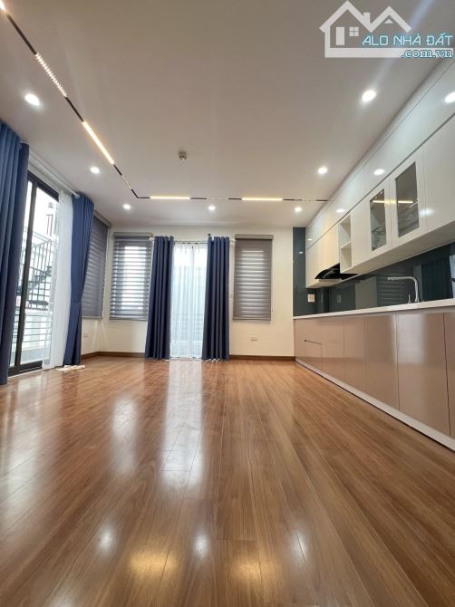BIỆT THỰ LK NGUYÊN HỒNG💥84M2 x 5T💥 MT 6M💥34.8 TỶ💥NGÕ OTÔ DỪNG ĐỖ 24/7💥AN SINH ĐỈNH - 3