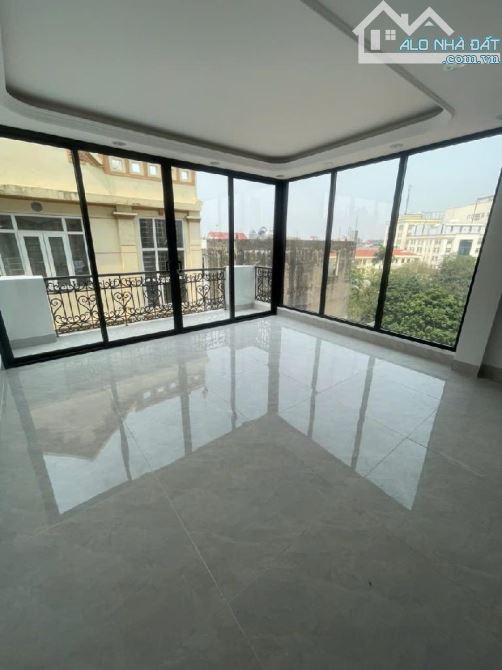 Bán nhà MẶT PHỐ TÂY HỒ GẦN 90M.8MT .VỈA HÈ 2 BÊN. - 3