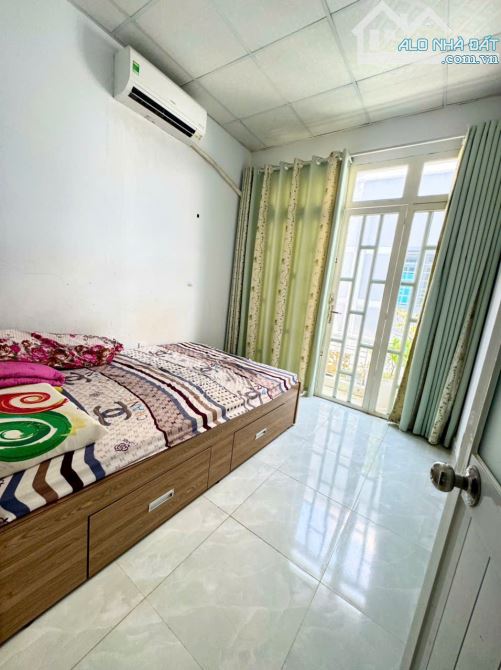 NHÀ 1 TRỆT 2 LẦU – SỔ HỒNG ĐỦ HOÀN CÔNG – XE HƠI TỚI CỬA - 3