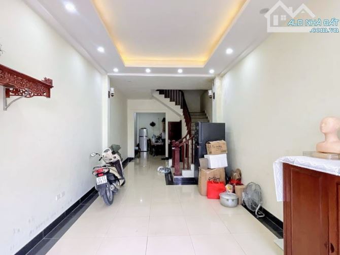 BÁN NHÀ SIÊU VIP NGỌC THỤY DT54M-5T-MT3.9M-GIÁ 11.5T - 3