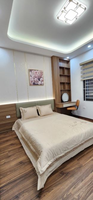 NHÀ HOÀNG MAI - 5 TẦNG - 3 NGỦ OTÔ ĐỖ CỔNG - NGÕ THÔNG - GẦN HỒ ĐỀN LỪ. - 3