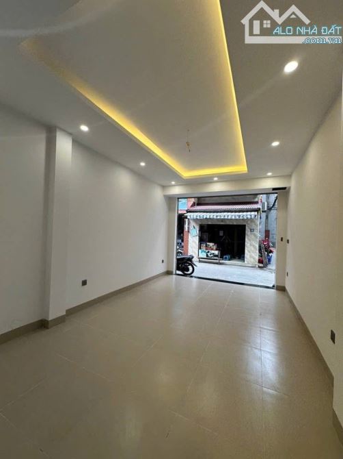 BÁN NHÀ CHU HUY MÂN, DT 62M x 5 TẦNG, MT 3.9M, NHỈNH 13 TỶ, LÔ GÓC, OTO VÀO NHÀ - 3