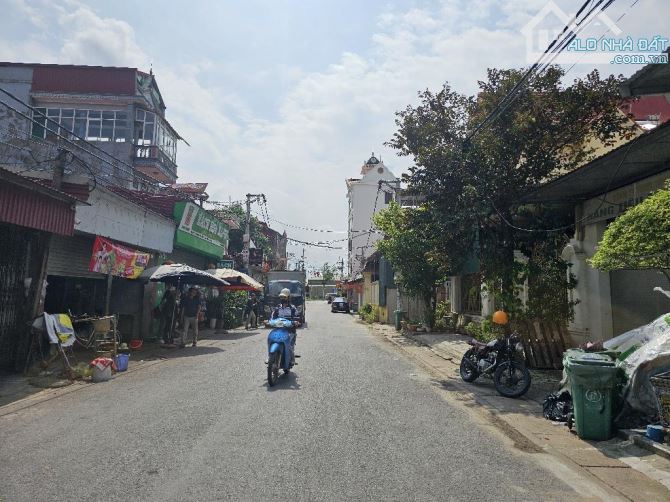 Biệt thự 240m - 3 tầng - Xuân Lâm - Thuận Thành - Bắc Ninh - 14tỷ - 3