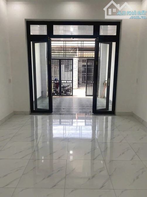 💥Cha mẹ già bán nhà lên ở cùng con cái ngay sau chợ hóc môn ở tân hiệp giá 700Triệu💥 - 3