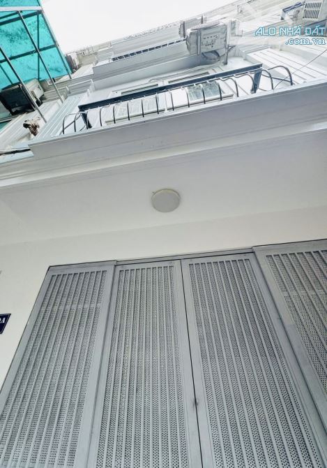 BÁN NHÀ GIÁ HỢP LÝ- 45Mx4PN, NGỌC THUỴ, LONG BIÊN- NGÕ ĐẸP,40M ÔTÔ TRÁNH, DÂN TRÍ-CHẴN 7tỷ - 3