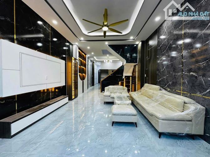 Siêu phẩm chỉ còn đúng 1 căn nhà hướng bắc cách KCN Cầu Tràm 1km - 3