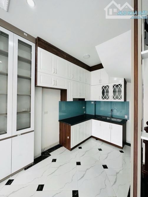 Bán Nhà Đại Cát - Ở Cực Sướng - View Hồ-Sân Chơi - Sân Đỗ Ô Tô - 5 Tỷ Nhỉnh - 3