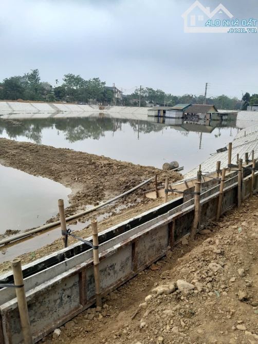 Bán mảnh đất bám hồ, xã Ba Trại, gần k9, Tản Lĩnh, 3760m, oto gần TL, view hồ, chỉ 6.48tỷ - 3