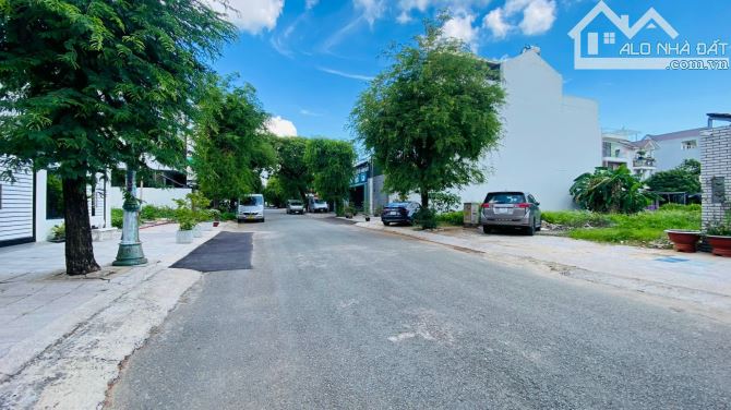 Bán đất nền B52 Thủ Thiêm đường 33 khu Nguyễn Duy Trinh Quận 2 cũ (160m2) 90 tr/m2 - 3
