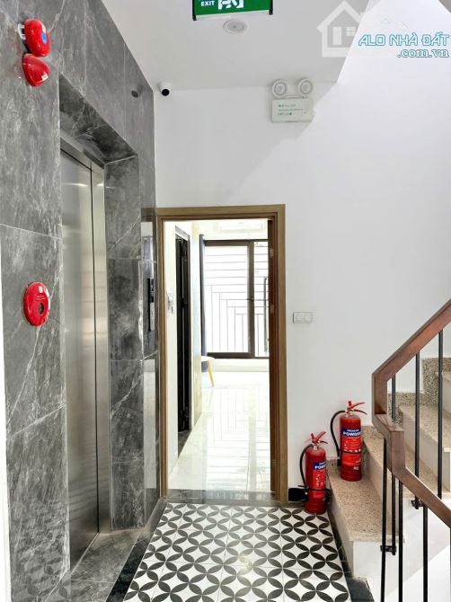Bán Tòa CCMN phố Khâm Thiên, Đống Đa 60m* 13p kk, TM, dt 90tr, 10m ra ô tô có GPXD và pccc - 3