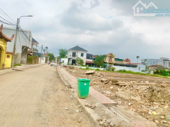 Chỉ 1,38 tỷ lô đất 60m thôn Quỳnh Hoàng, Nam Sơn, An Dương ngõ 3,5m cực sáng ô tô đõ cửa - 3