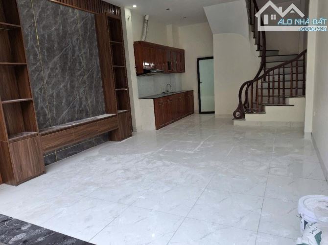 Bán nhà Đống Đa 5 tầng 60m2 mặt tiền 5 mét giá nhỉnh 20 tỷ - 3