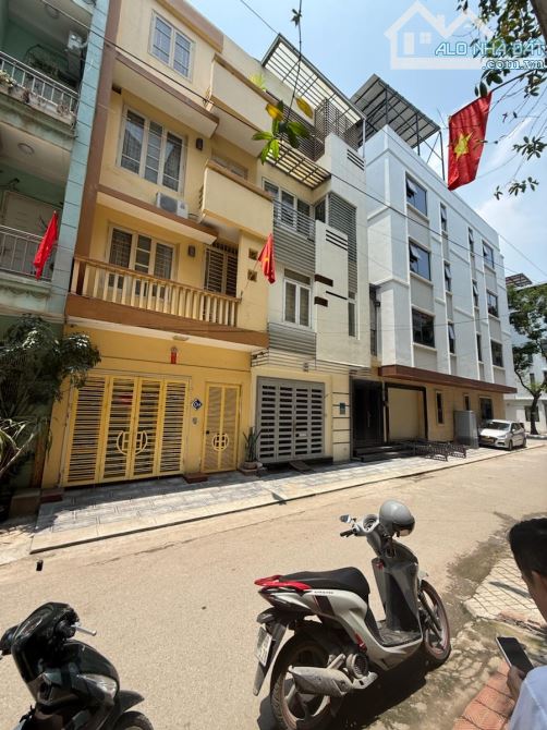 Bán nhà Đội Cấn 5 tầng DT 40m2 Mặt tiền 5m giá nhỉnh 18 tỷ - 3
