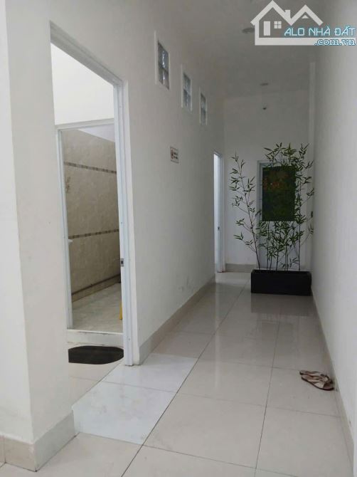 CHO THUÊ NHÀ MẶT TIỀN ĐƯỜNG 30 THÁNG 4 PHƯỜNG AN PHÚ GIÁ 20 TRIỆU - 3