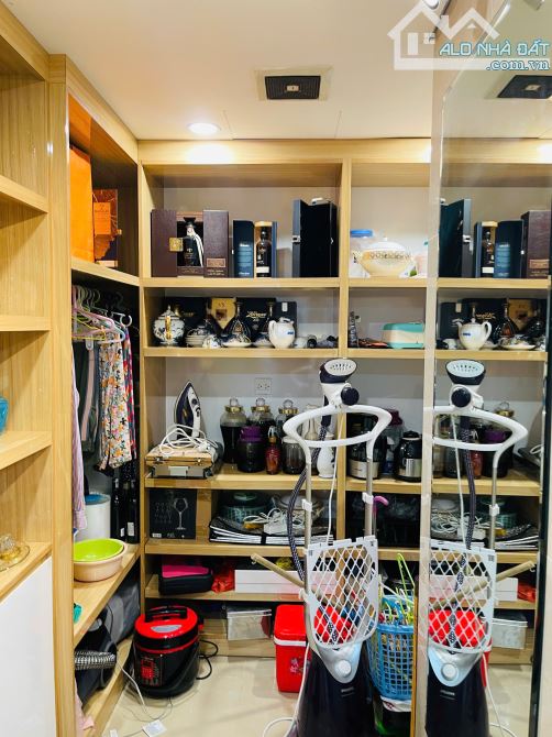 CHUNG CƯ ROYAL CITY 180M2 QUÁ ĐẸP - 3