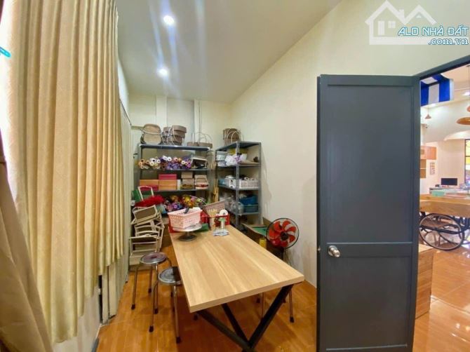 CHO THUÊ NHÀ MẶT TIỀN GẦN VINCOM HÙNG VƯƠNG GIÁ 17 TRIỆU THÁNG - 3