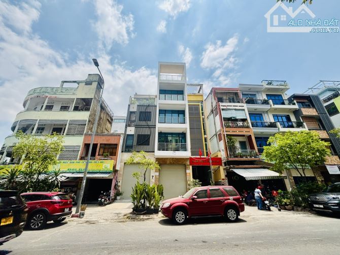 CHÍNH CHỦ CHO THUÊ TÒA NHÀ TRUNG TÂM QUẬN 1 - HẦM 5 TẦNG - 5X20M - GIÁ RẺ - 3