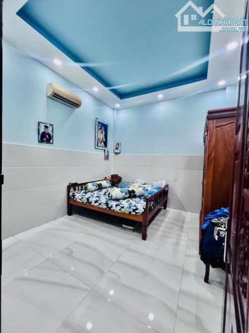 Siêu Phẩm 198m² – 3 tầng – Dòng Tiền Ổn Định 40tr/Tháng – Giá Chỉ 15.5 Tỷ - 3