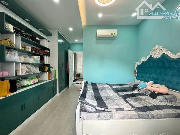 Bán nhà đẹp mới cứng 100 % Dương Quãng Hàm  , dt 68 m2 , giá 10 tỷ nhỉnh - 3