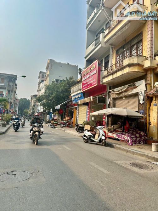 Ô TÔ TRÁNH - NHÀ 4 TẦNG ĐẸP LÊ LỢI HÀ ĐÔNG NGÕ THÔNG - GẦN CHỢ, GẦN TRƯỜNG - GIÁ CHỈ 10.95 - 3