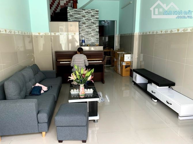 Nhà đẹp BTCT Lưu Hữu Phước Q8 , 38m2 , 4PN , 3WC , hẻm anh ninh , chỉ 3.099 tỷ - 3