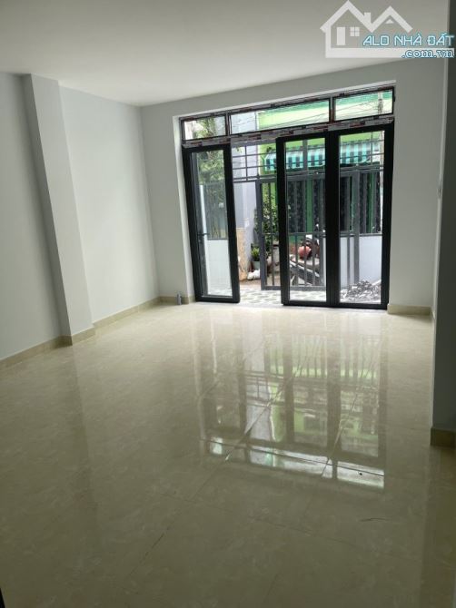 Bán nhà 3 tầng sát hẻm xe hơi , Phường 3 Quận 8 Chỉ nhỉnh 6 tỷ - 3