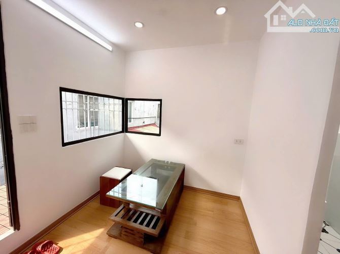 TẬP THỂ BÁCH KHOA- 3Ngủ-85m chỉ nhỉnh 4 đồng - 3
