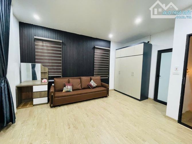 NHÀ 5 TẦNG NHẬT TẢO – 36M² – CĂN GÓC  – HÀNG XÓM CIPUTRA – 4 NGỦ – GẦN Ô TÔ – GIÁ 6.65 TỶ - 3