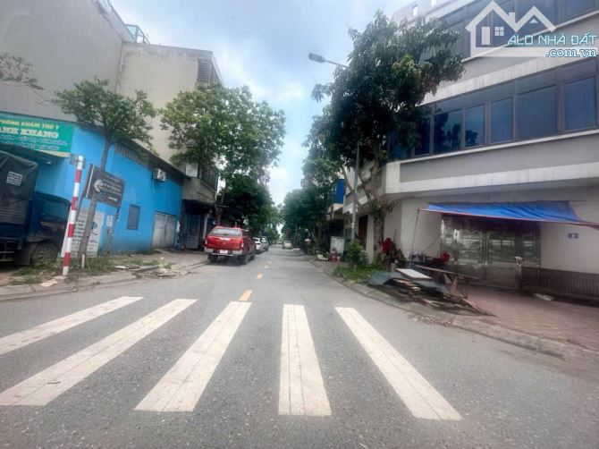 BÁN ĐẤT THẠCH BÀN KHU PHÂN LÔ ĐẤU GIÁ 2 VỈA HÈ DIỆN TÍCH 60M2 Ô TÔ TRÁNH, KINH DOANH ĐỈNH - 3