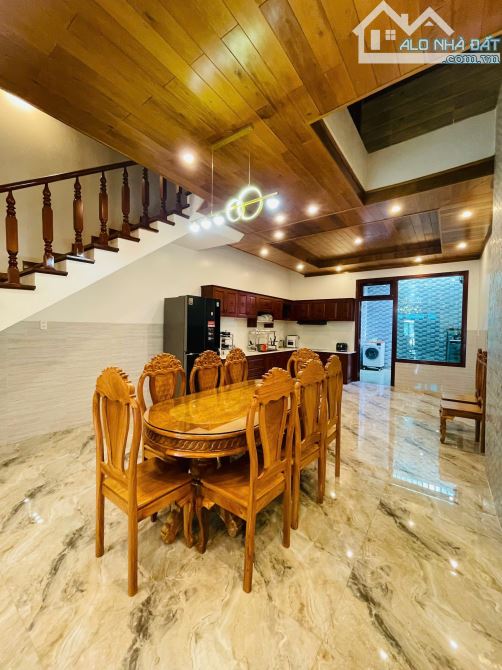 Nhà 4 tầng đường Cầu Dứa - Phú Nông, DT 126m ngang 5, nội thất gỗ xịn - 3