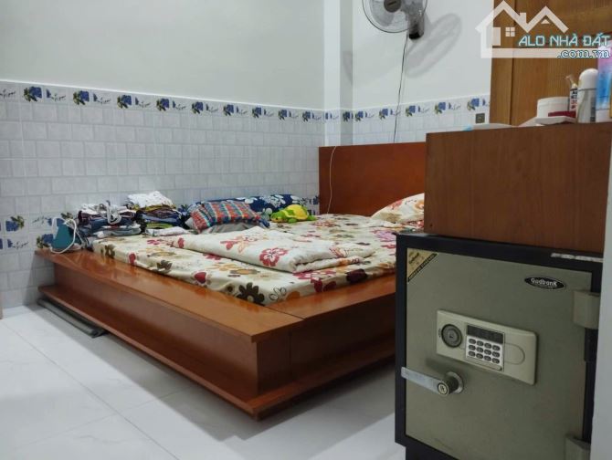 NHÀ 4PN sát chợ 339 Phước Long B, 9 tỷ, hoàn công đủ, nội thất cao cấp - 3