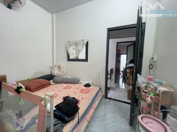 Kênh Tân Hoá Tân Phú 37m2 2 tầng giá chỉ 4 tỷ - 3