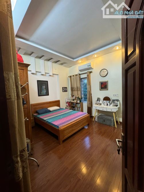 Nhà nhiều tầng căn góc đẹp Dt 90m2 lắp được thang máy, khu Tô Vũ, Văn Cao, Hải Phòng - 4