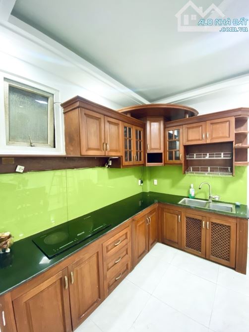 NGUYỄN SỸ SÁCH P15 TÂN BÌNH -CHÍNH CHỦ TRANG BÌA CHƯA QUA ĐẦU TƯ - 61M2 - NGANG 5M - 4 TẦN - 3