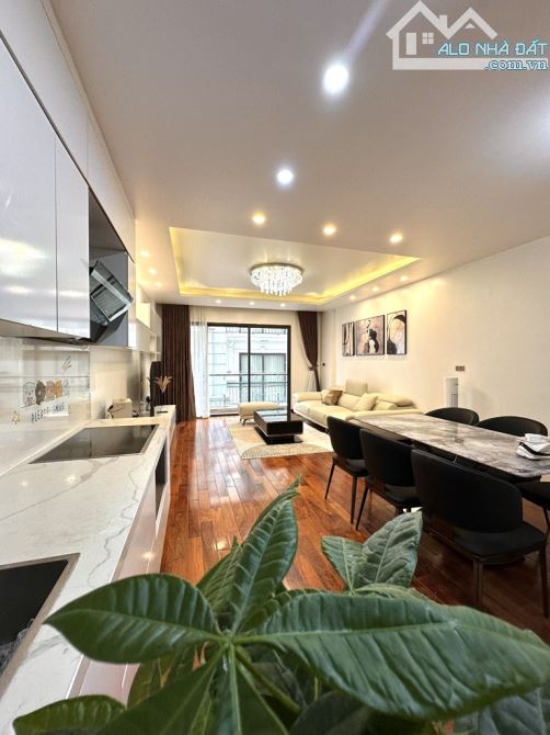 BÁN NHÀ PHÂN LÔ Ô TÔ VÀO NHÀ - HOÀNG MAI - NHÀ ĐẸP, GIÁ TỐT - 6 TẦNG THANG MÁY, FULL ĐỒ - 3