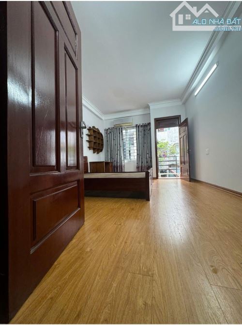 Gần Sân Vân Động, Bến xe Mỹ Đình - 5 tầng, gần Ô Tô - dân xây - 3