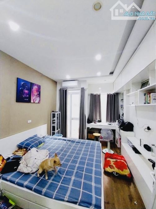 Siêu phẩm Hoàng Hoa Thám - lô góc - 30m ra phố - không quy hoạch - nhỏ 8 tỷ - 3