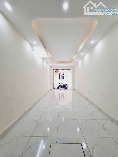 Bán nhà 5 tầng - 34m2 Cầu Đơ - Hà Đông, xây mới, ba gác tránh - ngõ thông, gần Metro HĐ - 3