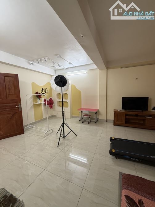 Lý Thường kiệt, Tân Bình, 6PN, 82m2, 5 Tầng, 5,4m x 15m. chỉ 16 tỷ 5 - 3
