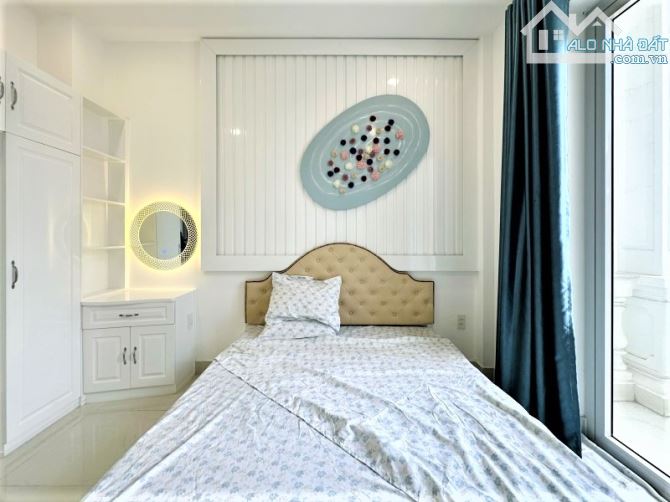 13 TỶ TL - NHÀ 5 TẦNG QUẬN NHẤT - HẺM XE 7C SÁT MẶT TIỀN ĐƯỜNG - THIẾT KẾ TÂN CỔ ĐIỂN - 3