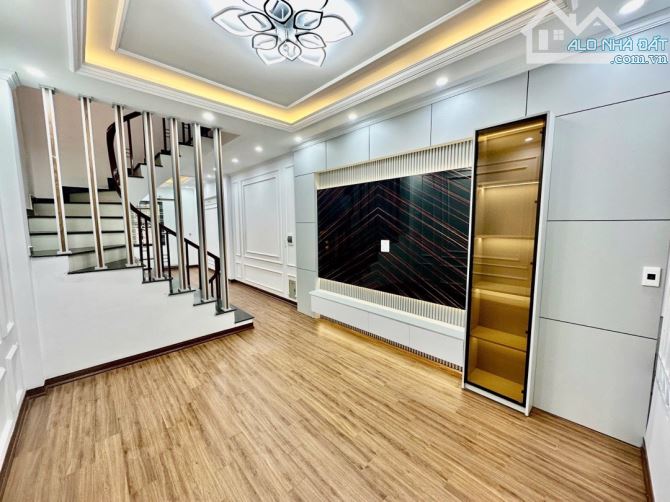 Bán nhà Tô Vĩnh Diện – Lô góc, ô tô vào tận nhà, kinh doanh cực tốt – Giá 13 tỷ - 4