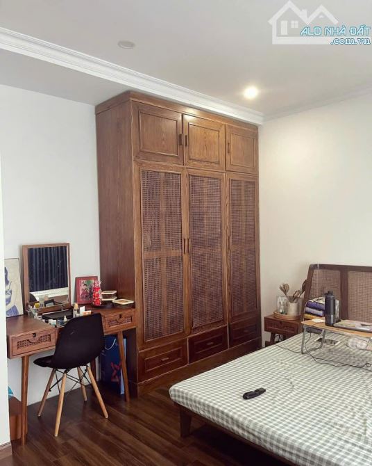 Bán nhà phố Nguyễn Văn Lộc phường Mỗ Lao, DT 51m2, mt 4.5m, ô tô, KDVP, giá 11.8 tỷ - 4
