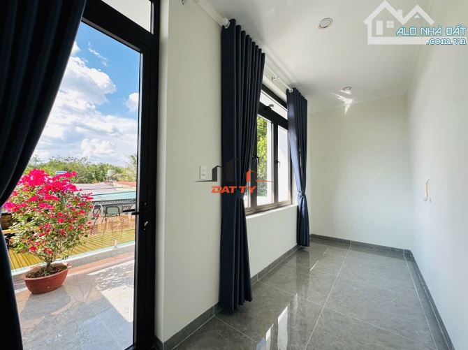 Nhà 2 tầng full nội thất mặt tiền Ung Văn Khiêm phường Eatam gần ĐH Tây Nguyên - 4