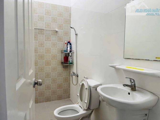 E cần chuyển nhượng lại khu nhà như hình quý khách hàng có nhu cầu liên hệ e thành - 4